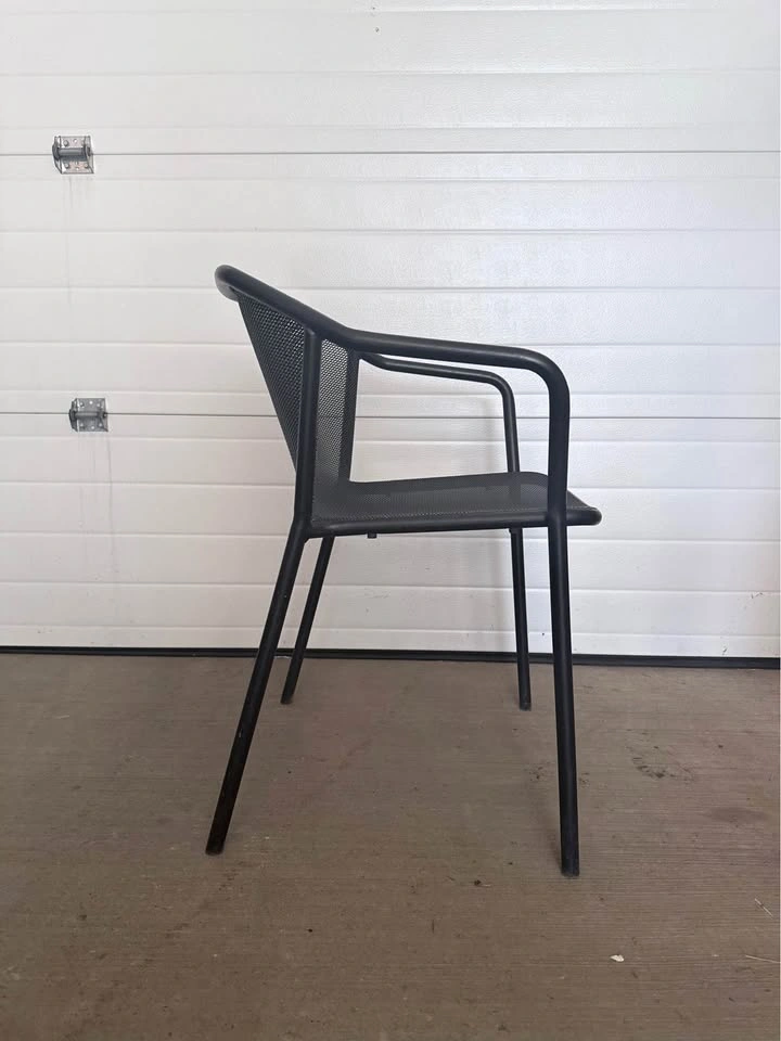 Black Metal Mesh Armchair - photo 2