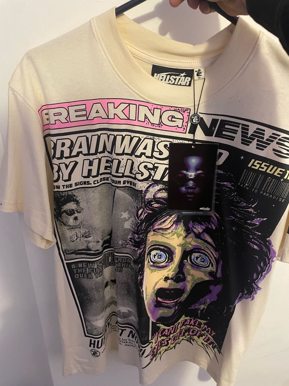 Hellstar Breaking News Graphic Tee - photo 4