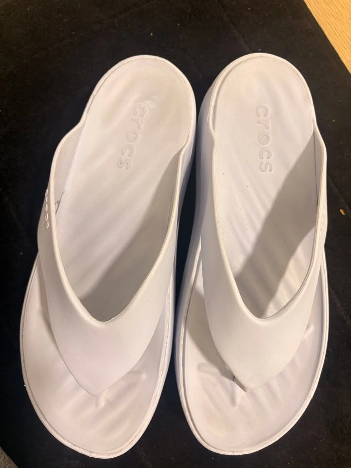 Crocs Powder Blue Flip Flops/Sandals - photo 2