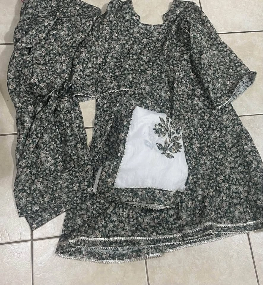 Floral Brand New 3-Piece Farshi Salwar With Frock Set - photo 2