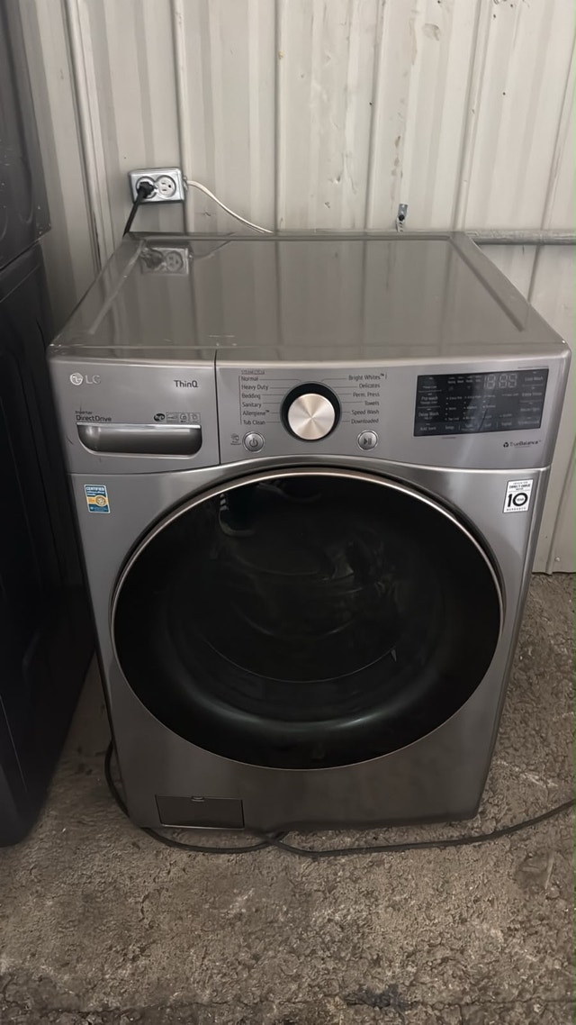 LG Washing Machine - photo 2