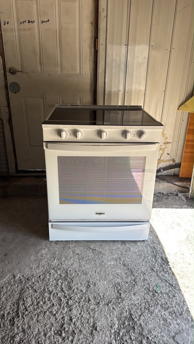 Whirlpool Electric Stove