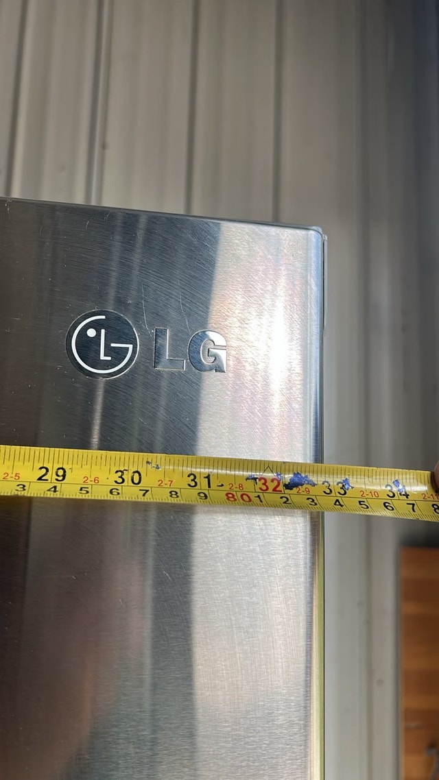 LG French Door Refrigerator - photo 3