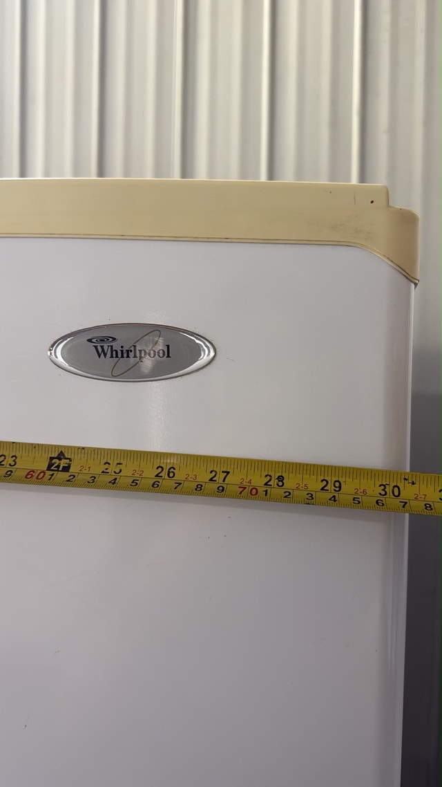 Whirlpool Refrigerator - photo 3