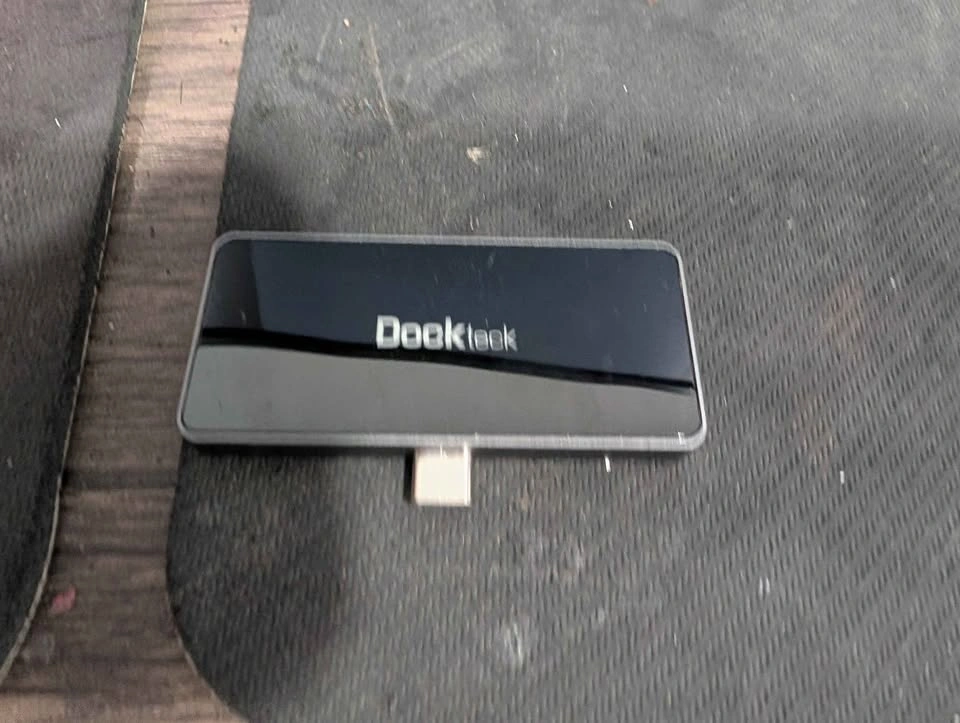 Dockteck 4-in-1 Adapter - photo 3