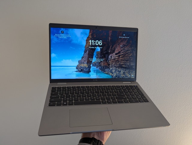 Dell Latitude 5520 11th gen i7/16gb RAM/512GB SSD/Touchscreen