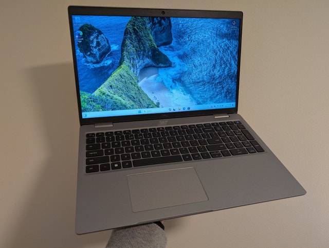 Dell Latitude 5520 11th gen i7/16gb RAM/512GB SSD/Touchscreen - photo 2