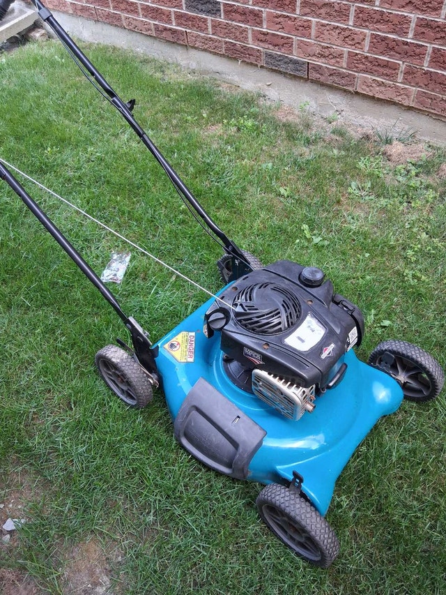 Briggs & Stratton Lawnmower - photo 2