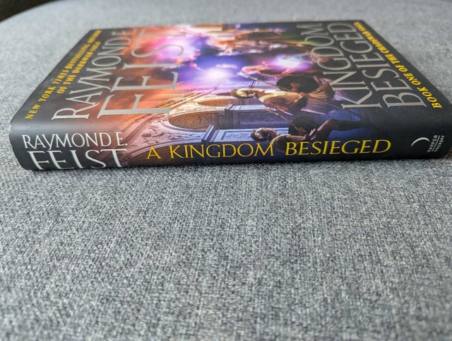Raymond E. Feist A Kingdom Besieged - photo 3