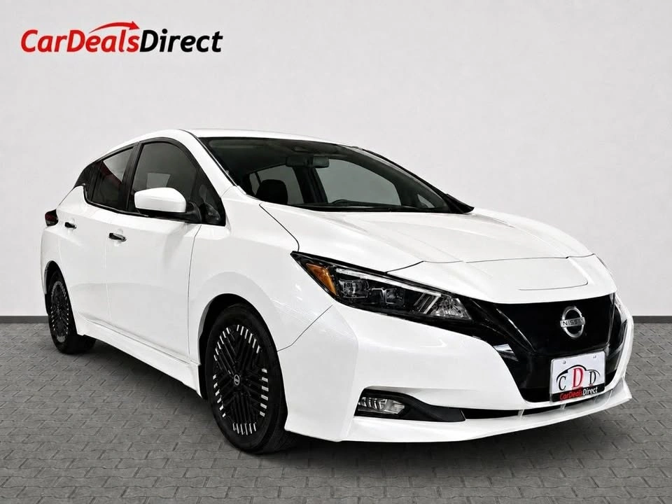 2023 Nissan LEAF