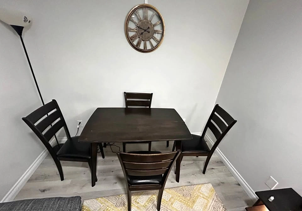 Dark Wood Dining Table and 4 Chairs Set