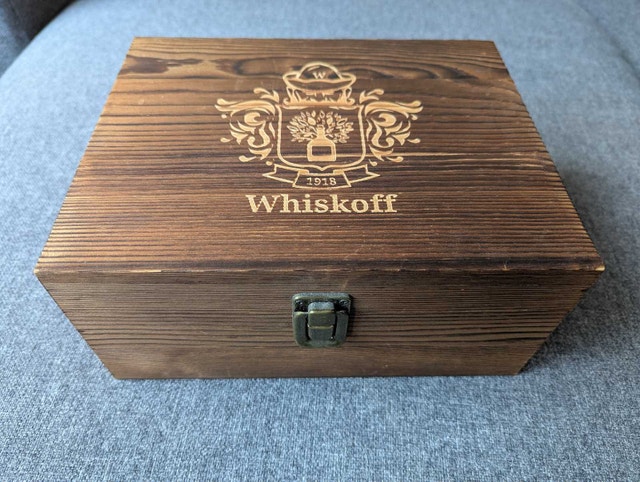 Whiskoff Wooden Gift Box - photo 2