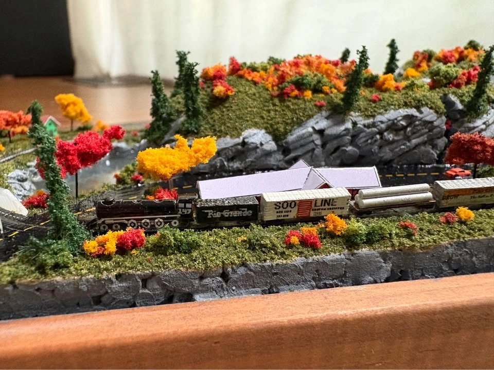 "Tiny Trains" Custom 1:900 TY Scale Micro Layout Set - photo 5