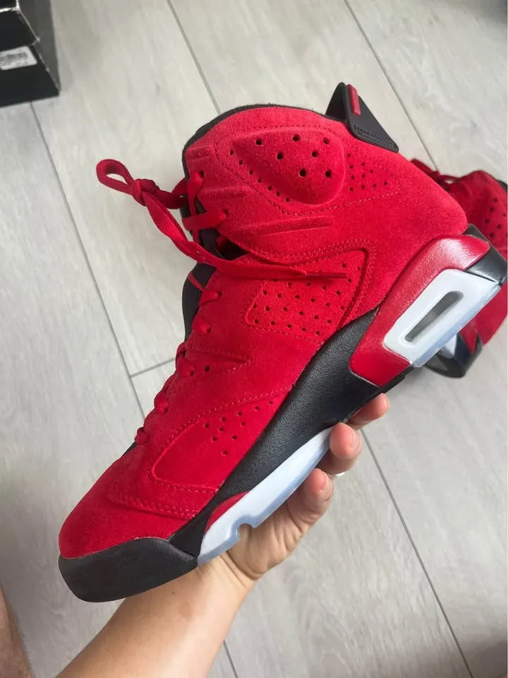 Jordan 6 Red Toro Size 9.5 (MINT) image indicator(4)