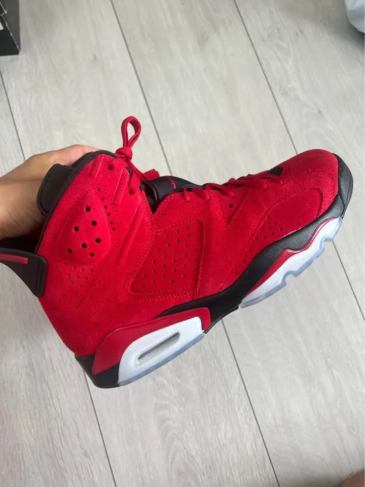 Jordan 6 Red Toro Size 9.5 (MINT) image indicator(9)