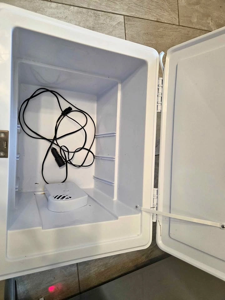 Kooltron 12v cooler