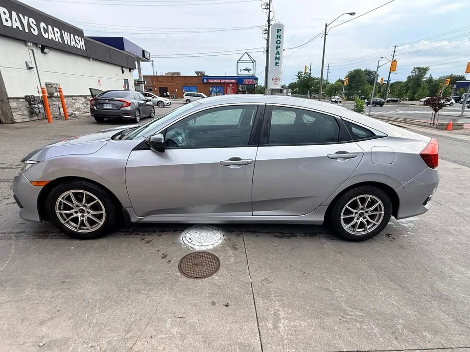 2017 Honda Civic LX - photo 3