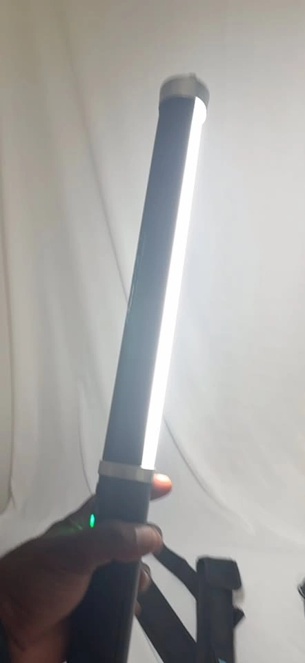 ICELIGHT Light with Case & Power Adapter - photo 2