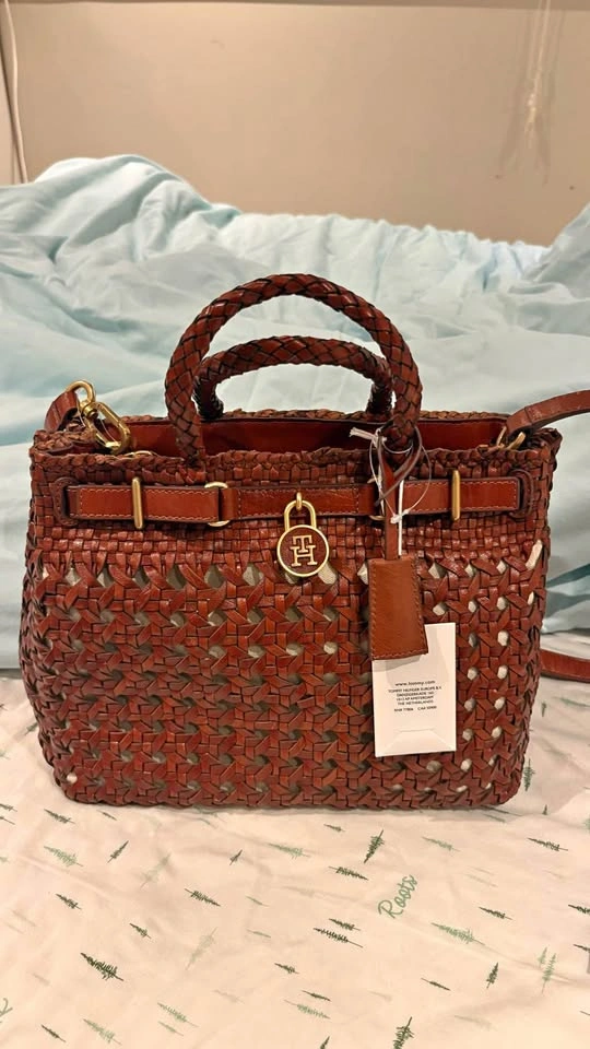Tommy Hilfiger American Icon leather tote bag