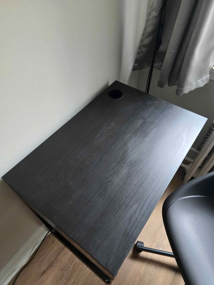 IKEA MICKE Desk and LÅNGFJÄLL Office Chair Set - photo 2