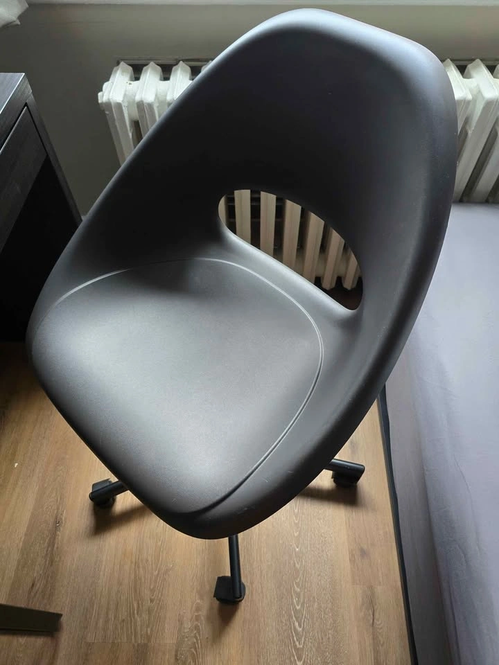 IKEA MICKE Desk and LÅNGFJÄLL Office Chair Set - photo 3