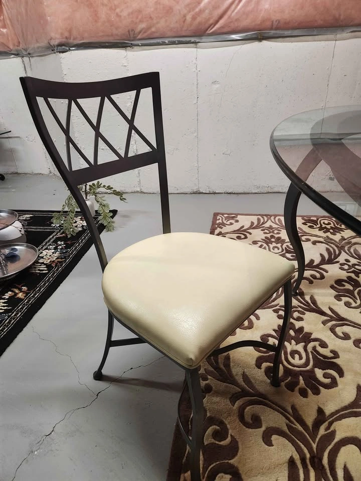 Glass Dining Table with 6 chairs - photo 2