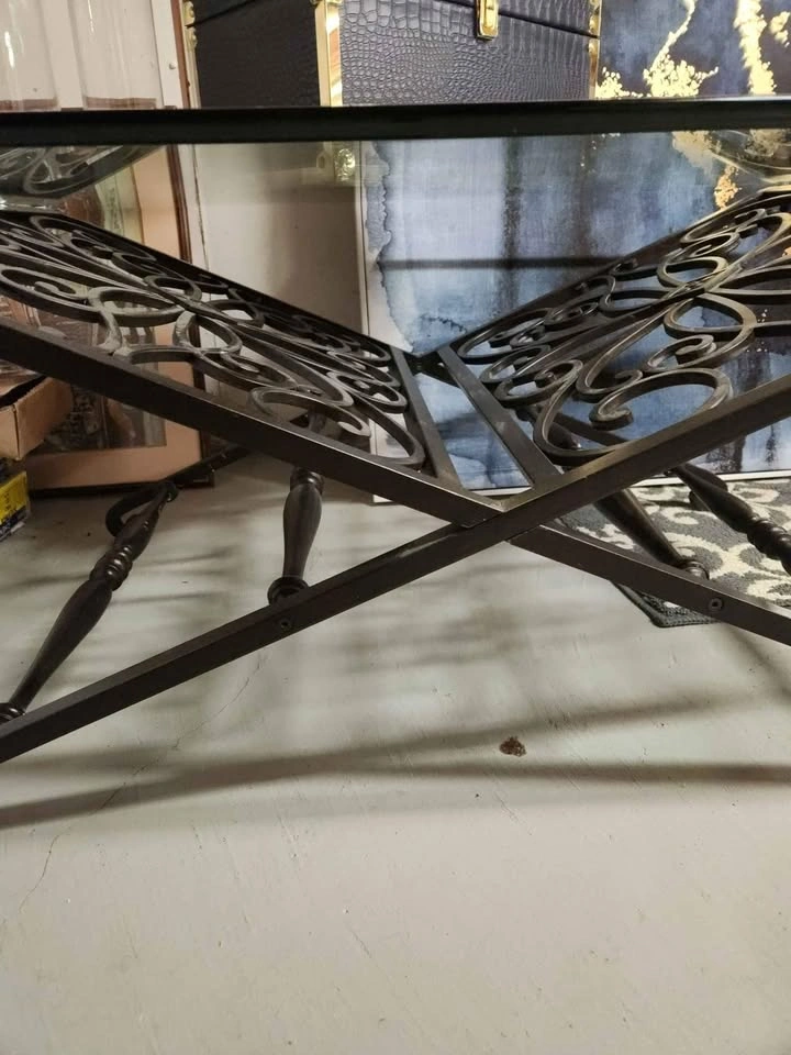 Glass Table - photo 2