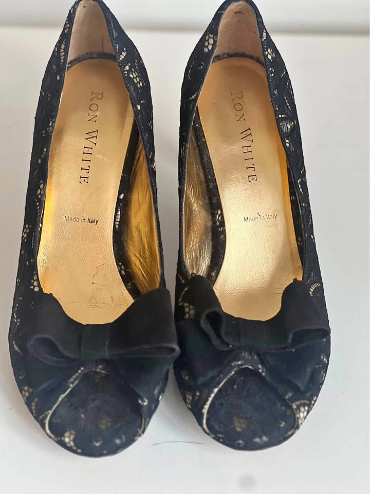 Ron White Black & Gold Peep Toe Heels