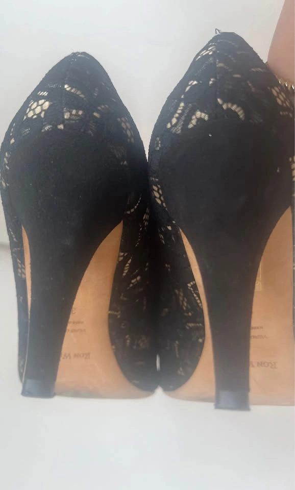 Ron White Black & Gold Peep Toe Heels - photo 3