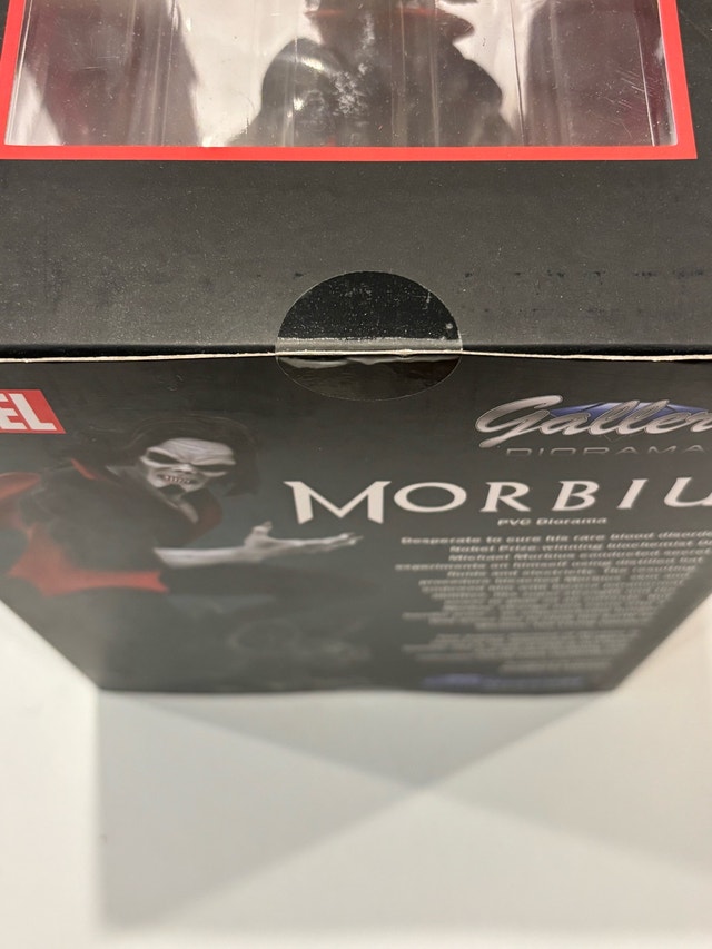 Marvel - Morbius Gallery Diorama - photo 3