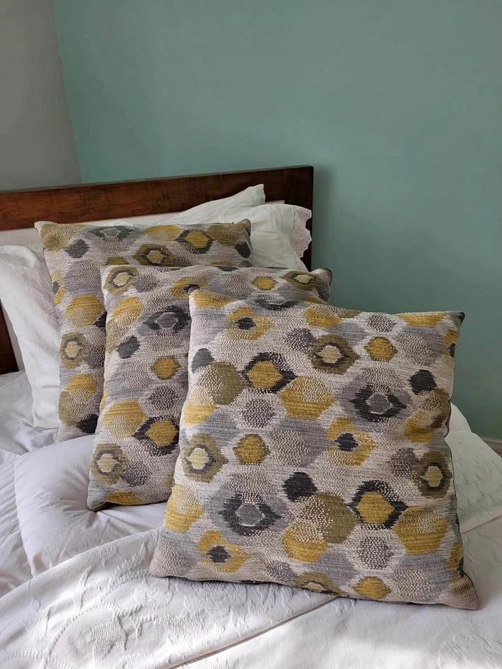 Set of 3 Geometric Pattern Throw Pillows