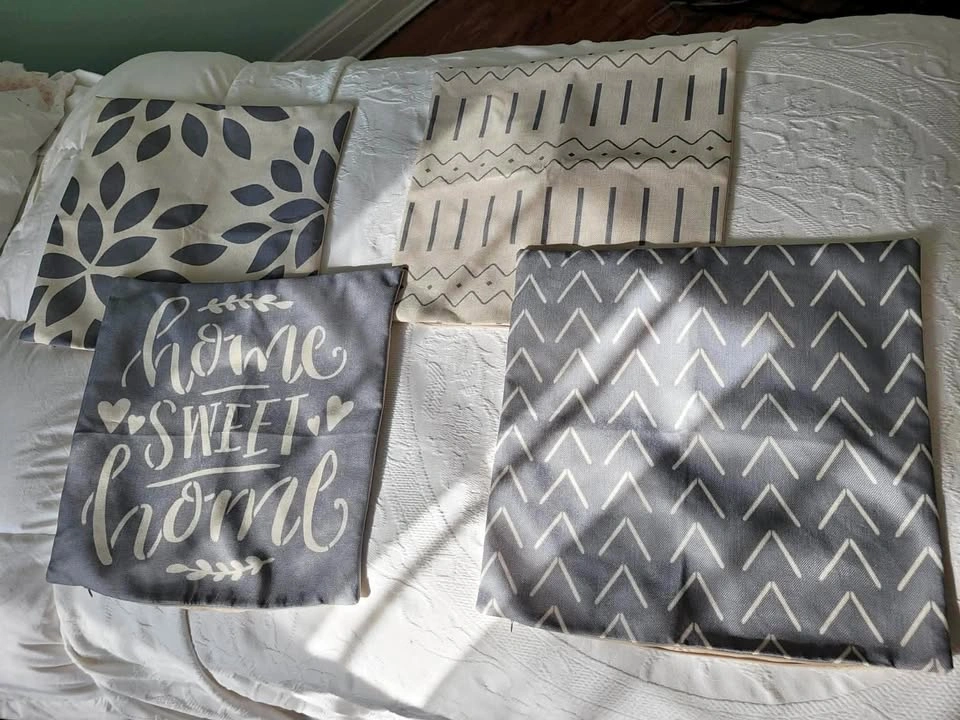 Set of 4 Decorative Throw Pillow Covers/ without pillow
