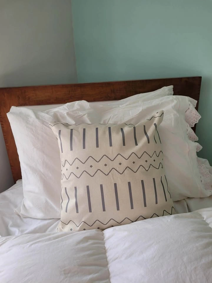 Set of 4 Decorative Throw Pillow Covers/ without pillow - photo 3