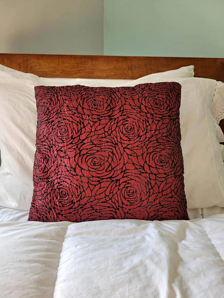 Red and Black Rose Pattern Throw Pillow