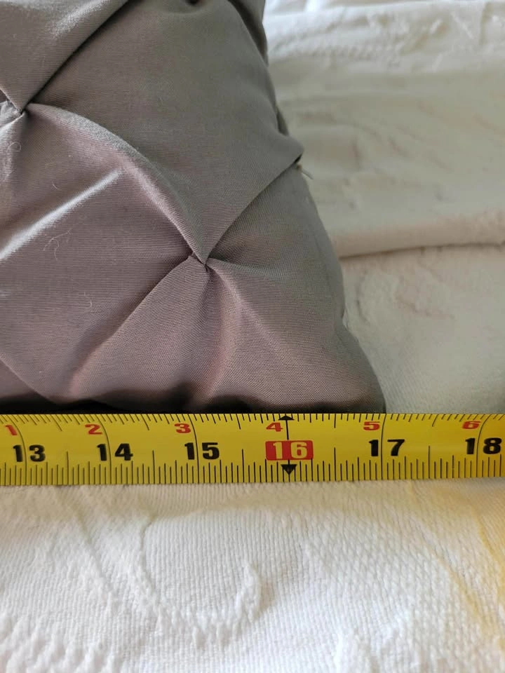 Set of 3 Grey Decorative Throw Pillows - photo 4