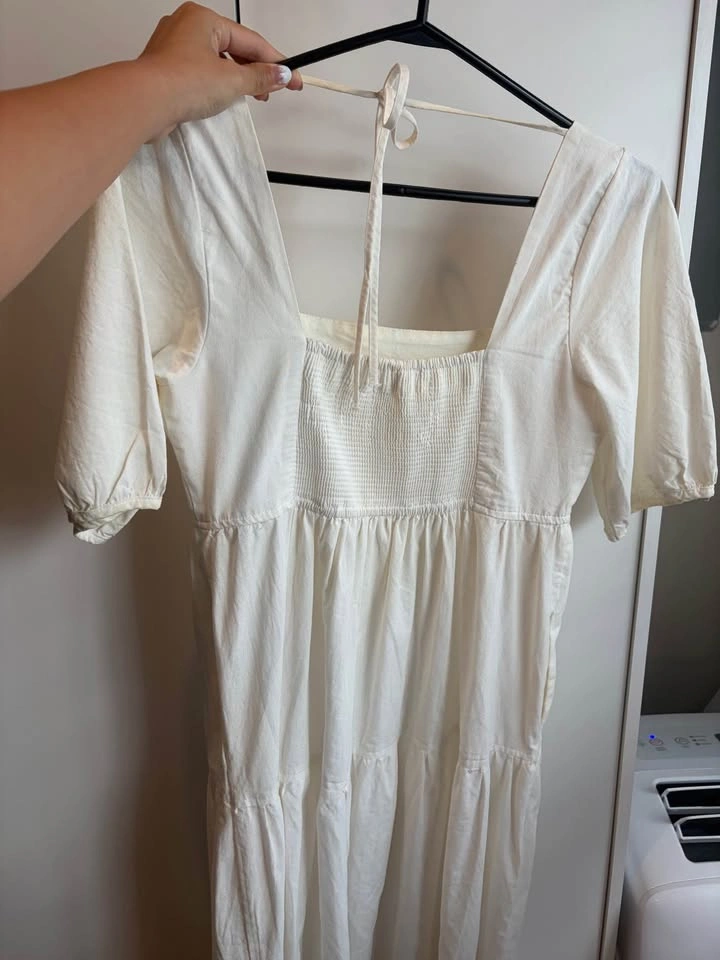 Little Mountain Midi White Dress size S - photo 4