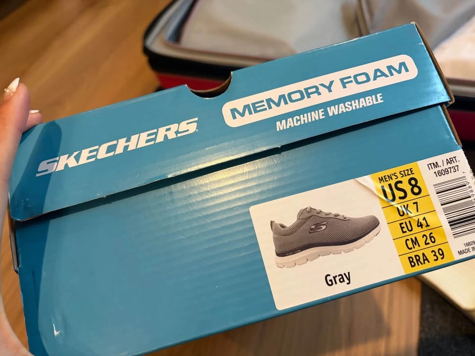 Sketchers US 8 runners sneakers - photo 2