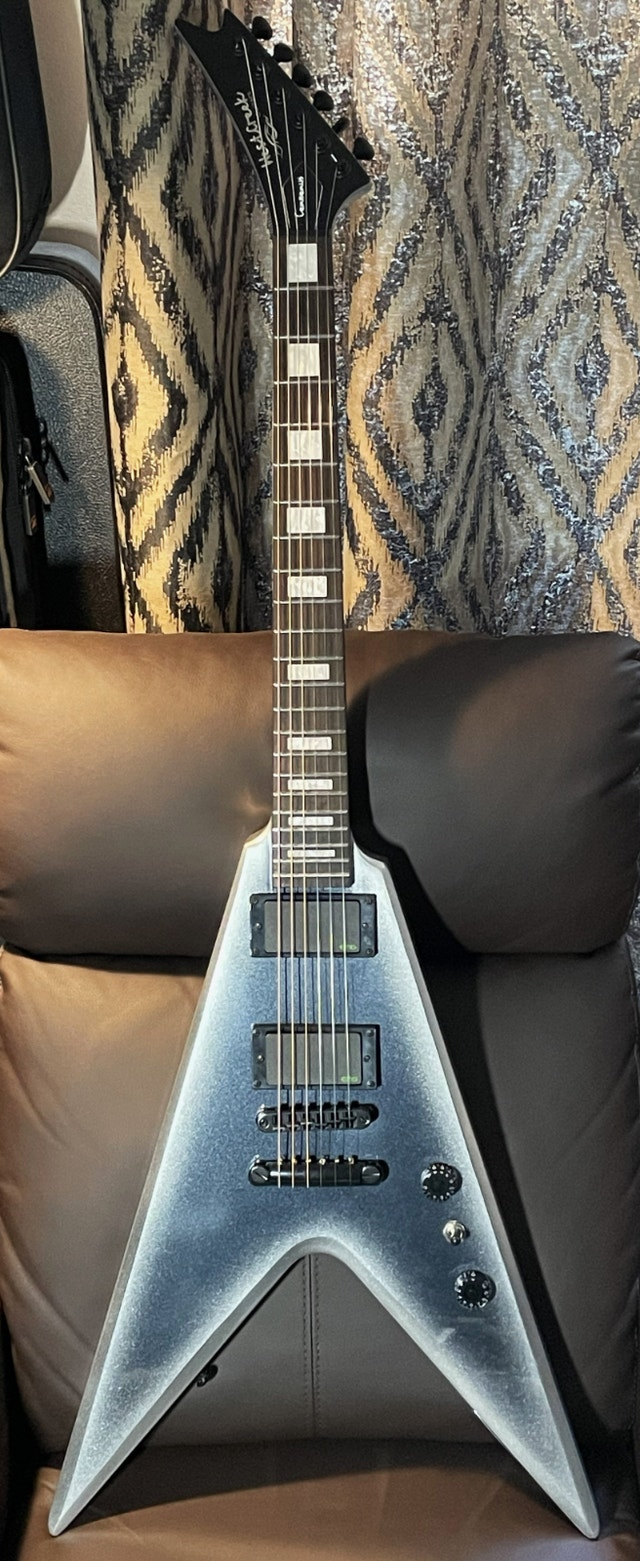 Westcreek Cerberus “Flying V” guitar (Modded)