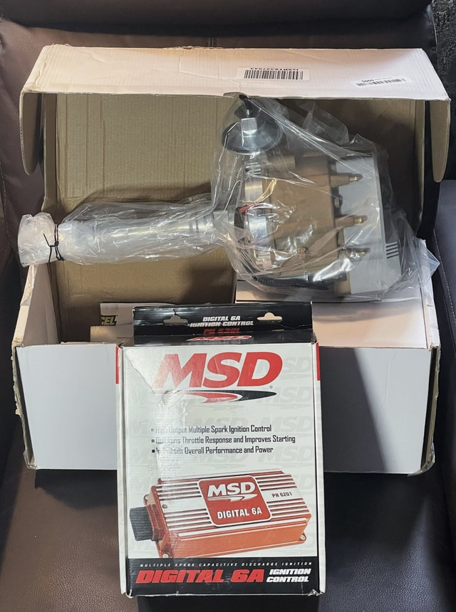 S.B. Chev induction/ ignition performance package - photo 3
