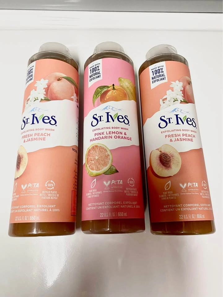 3 St. Ives Exfoliating Body Wash - Peach & Lemon Scents