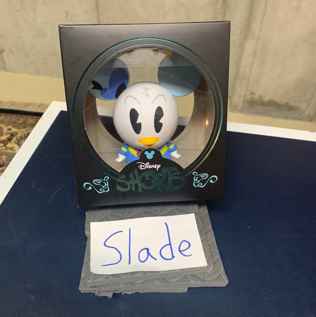 Donald Duck Disney Series Vinyl Collectible (Big Sale) - photo 2