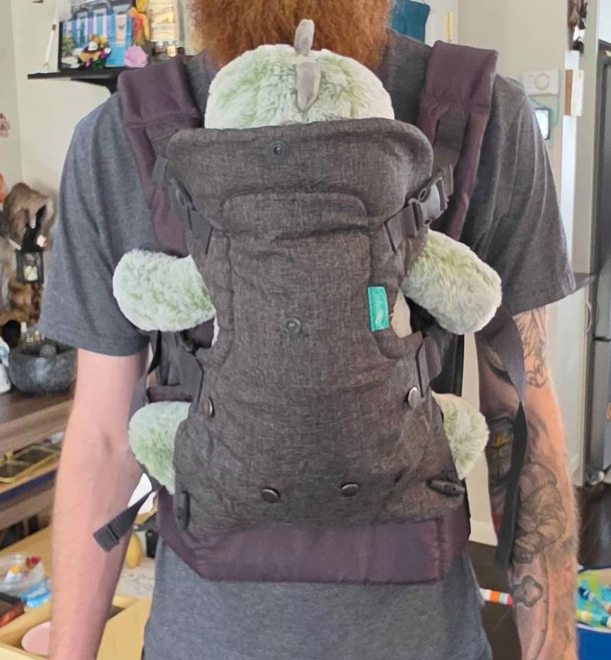Infantino Baby Carrier - photo 2