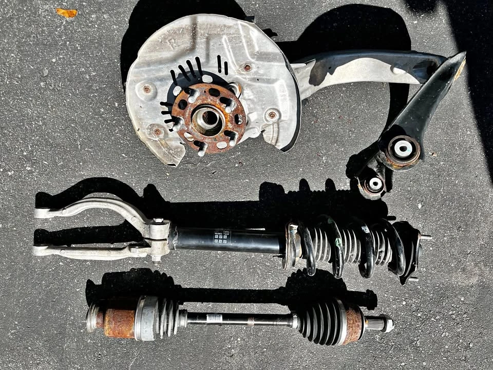Front Passenger (Right) Side Suspension Parts