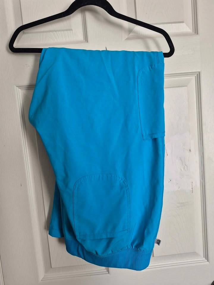 Light blue scrub pants - photo 2