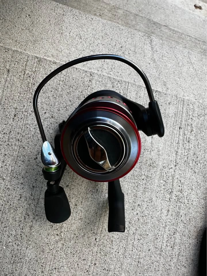 Shakespeare GX235 Spinning Reel - Like New - photo 4