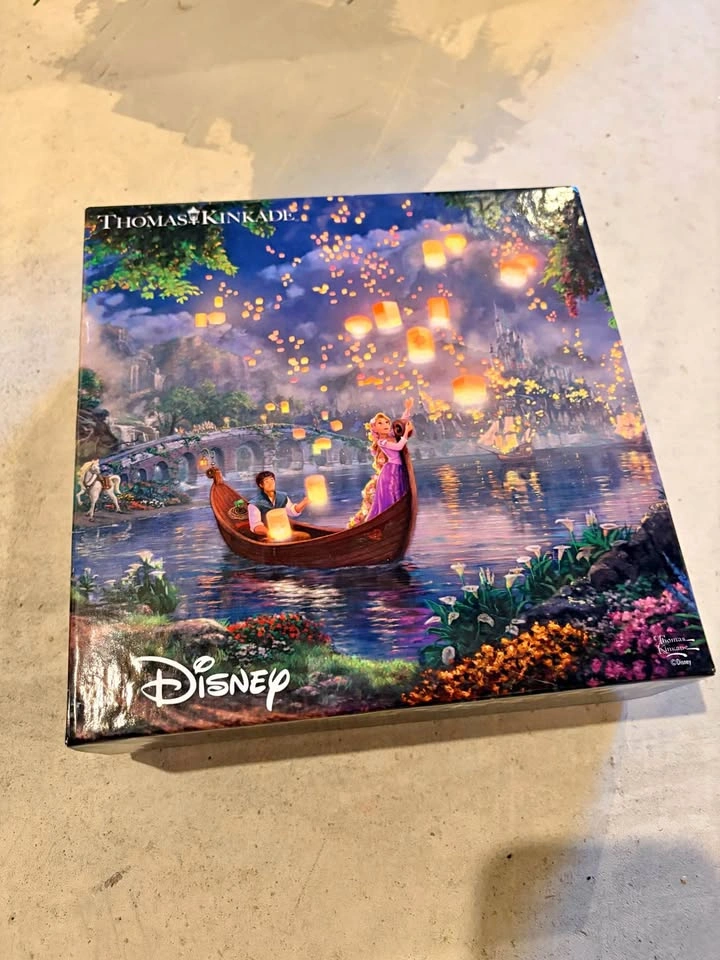 Ceaco Thomas Kinkade Disney Tangled 750 Piece Jigsaw Puzzle