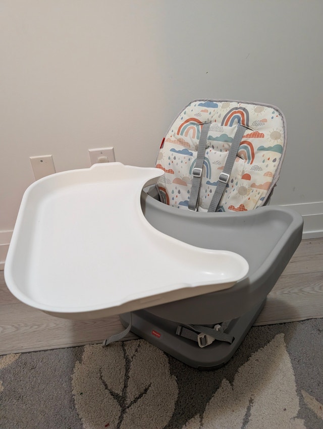 Fisher-Price high chair - like new - photo 4