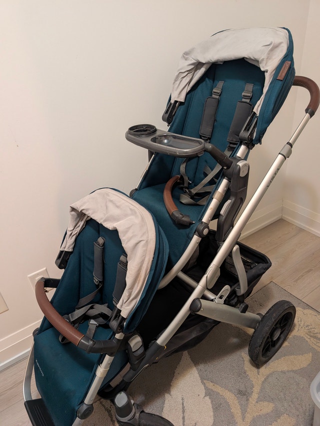 Huge bundle-Uppababy Vista V2 2023 Stroller and accessories