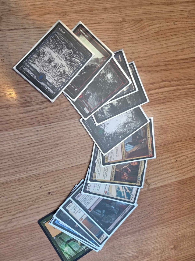 FREE POKEMON & MAGIC CARDS - photo 2