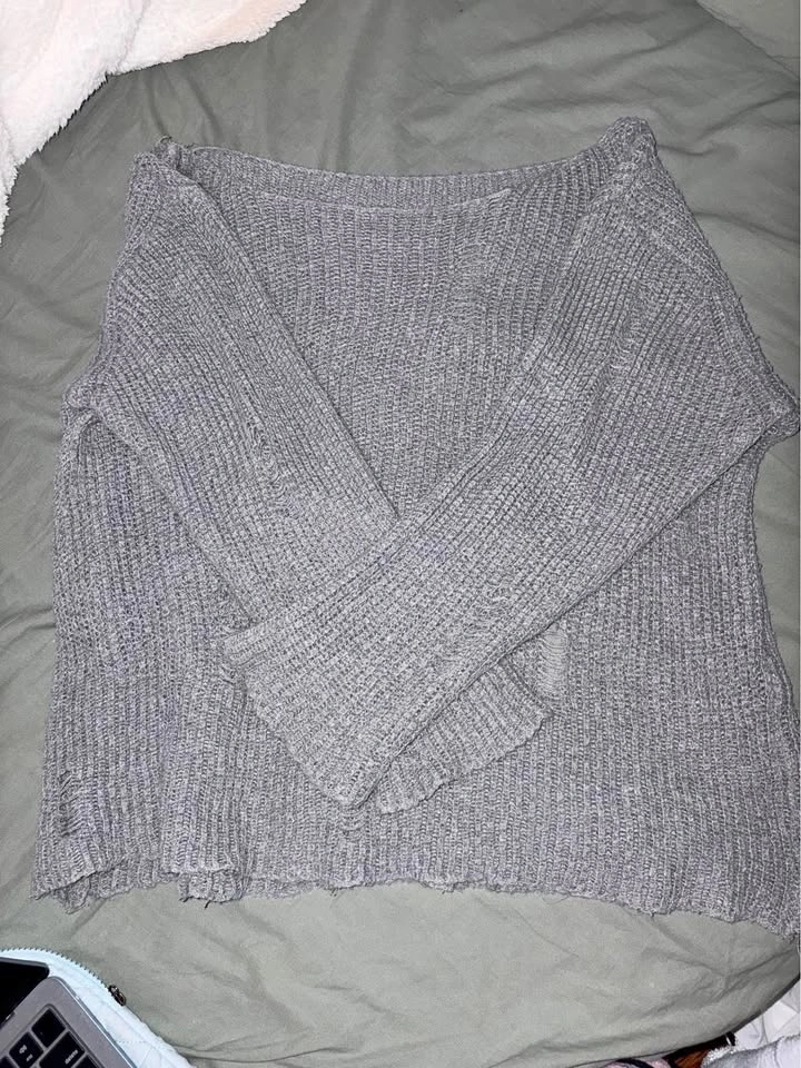 Distressed boat neck knit sweater - XS